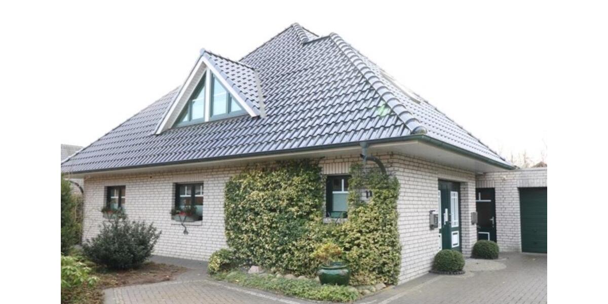 Dachgeschoßwohnung Cloppenburg - 4 Zimmer, 95 m&sup2;, 999&euro; | Angebot:26593240