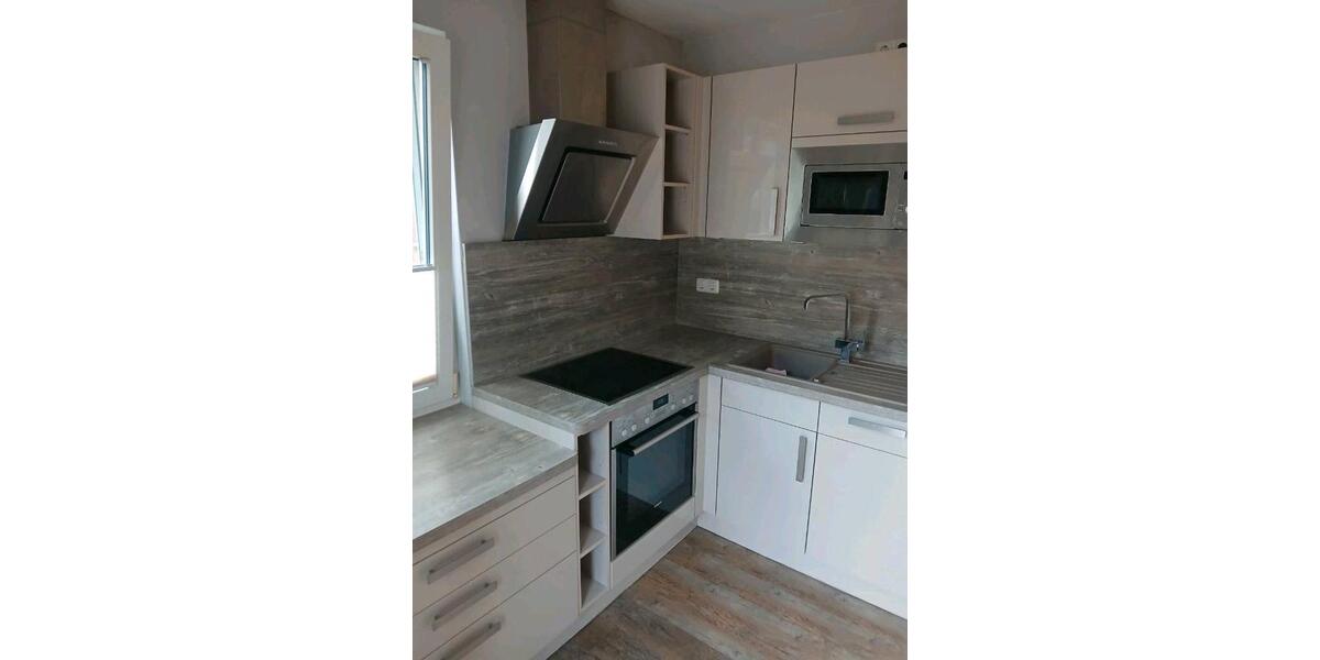 Etagenwohnung Pößneck - 3 Zimmer, 68 m&sup2;, 490&euro; | Angebot:26030081