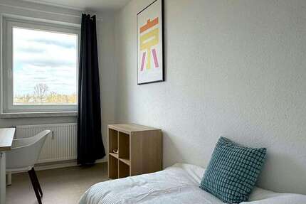 Zimmer Berlin Adlershof - 549&euro; | Angebot:26748182