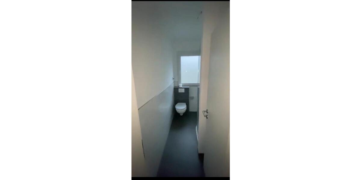 Etagenwohnung Duisburg Mittelmeiderich - 3 Zimmer, 71 m&sup2;, 440&euro; | Angebot:26548356