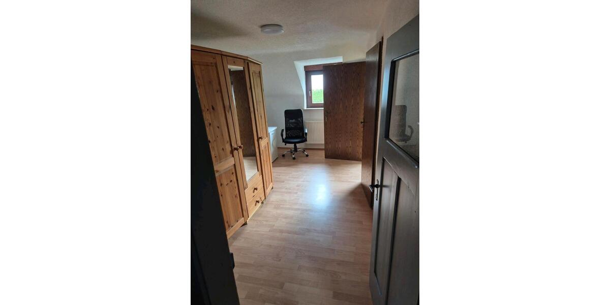 Reihenhaus Pelm - 4 Zimmer, 78 m&sup2;, 720&euro; | Angebot:24855689