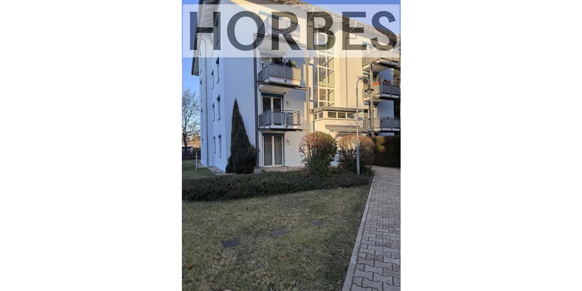 Etagenwohnung Glauchau - 1 Zimmer, 33 m&sup2;, 215&euro; | Angebot:24568761