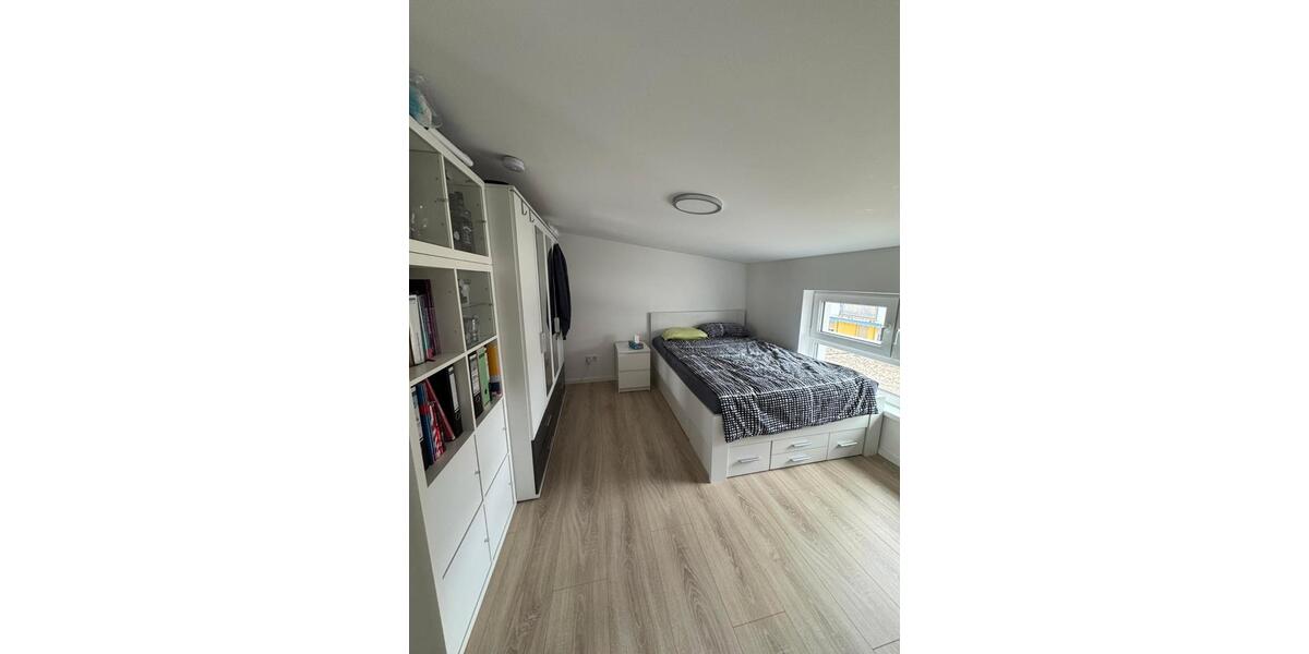 Einfamilienhaus Erbach - 2 Zimmer, 45 m&sup2;, 680&euro; | Angebot:26587173