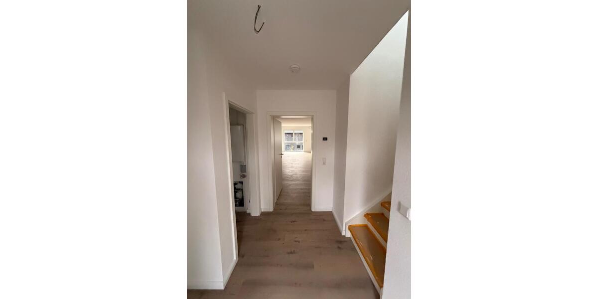 Etagenwohnung Westerrönfeld - 3 Zimmer, 125 m&sup2;, 1.500&euro; | Angebot:23294617