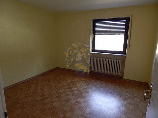 Großzügige 4-Zimmer-Wohnung mit Balkon & Garage in Trier-Pfalzel - Ruhig & zentral wohnen