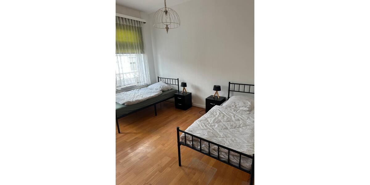 Wohnen auf Zeit Marne - 4 Zimmer, 100 m&sup2;, 15&euro; | Angebot:26613260