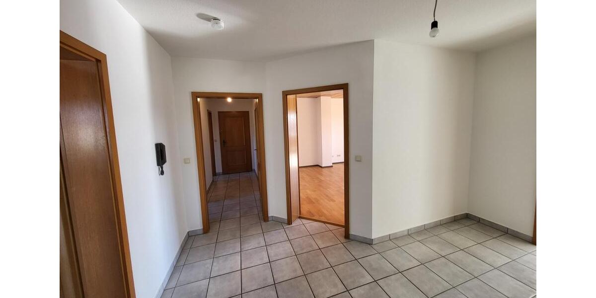 3-Zimmer Wohnung mit Balkon und Tiefgarage 3 zimmer