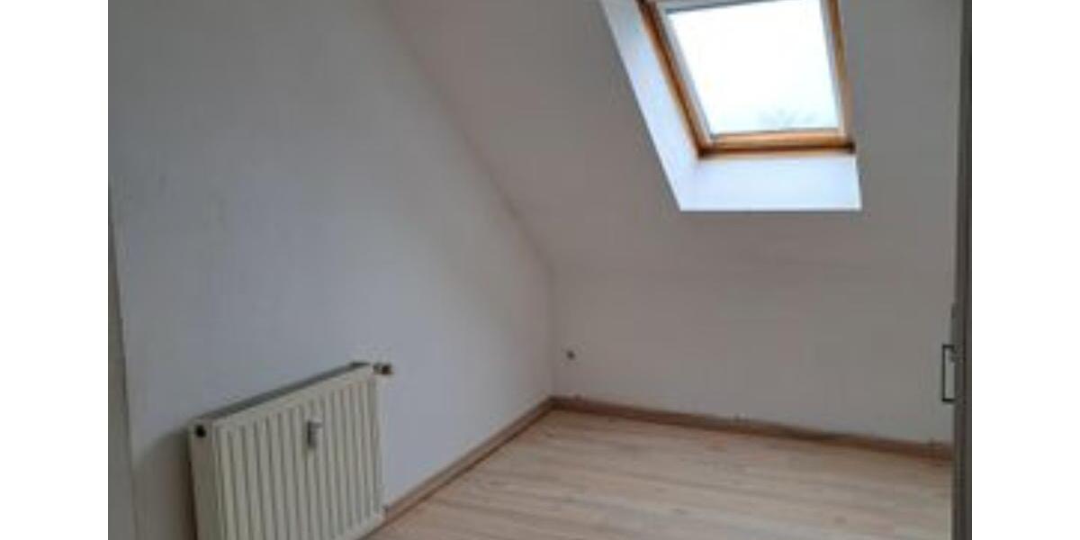 Dachgeschoßwohnung Kemberg - 3 Zimmer, 77 m&sup2;, 482&euro; | Angebot:24783854