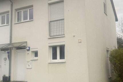 Modernes Reihenhaus mit Einbauküche und Garage 4 zimmer