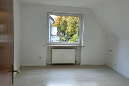 Helle WG-Zimmer in Niendorf - Neugründung einer WG zimmer