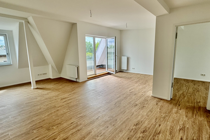 Wohnung zum Mieten in Berlin 1.495 € 77.08 m² 3 zimmer
