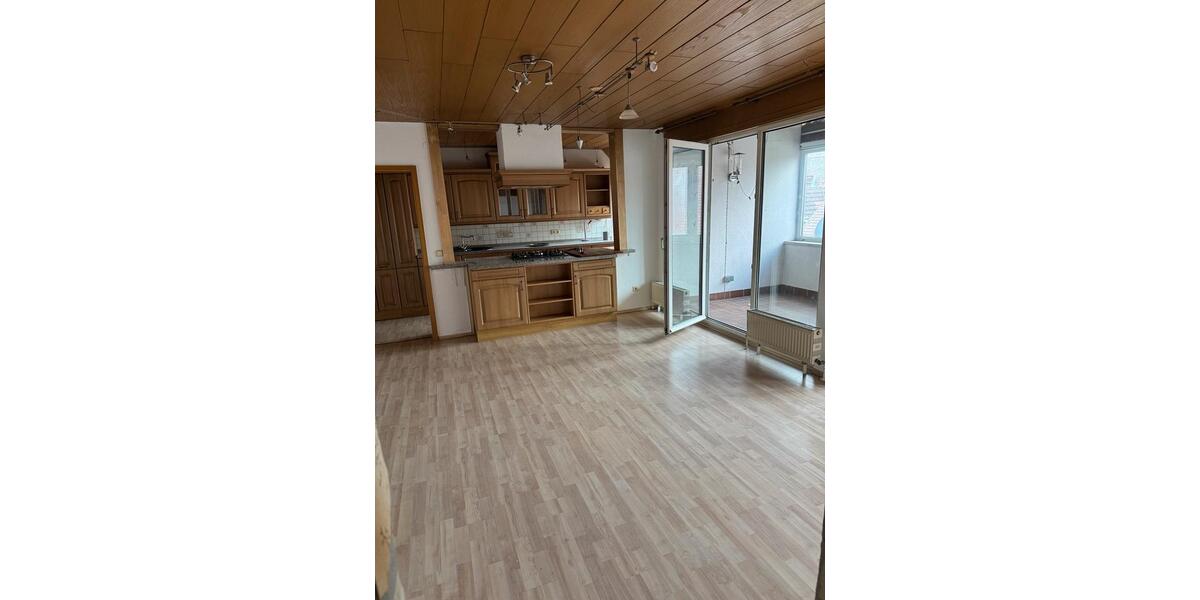 Dachgeschoßwohnung Alzey - 2 Zimmer, 70 m&sup2;, 1.000&euro; | Angebot:26462741