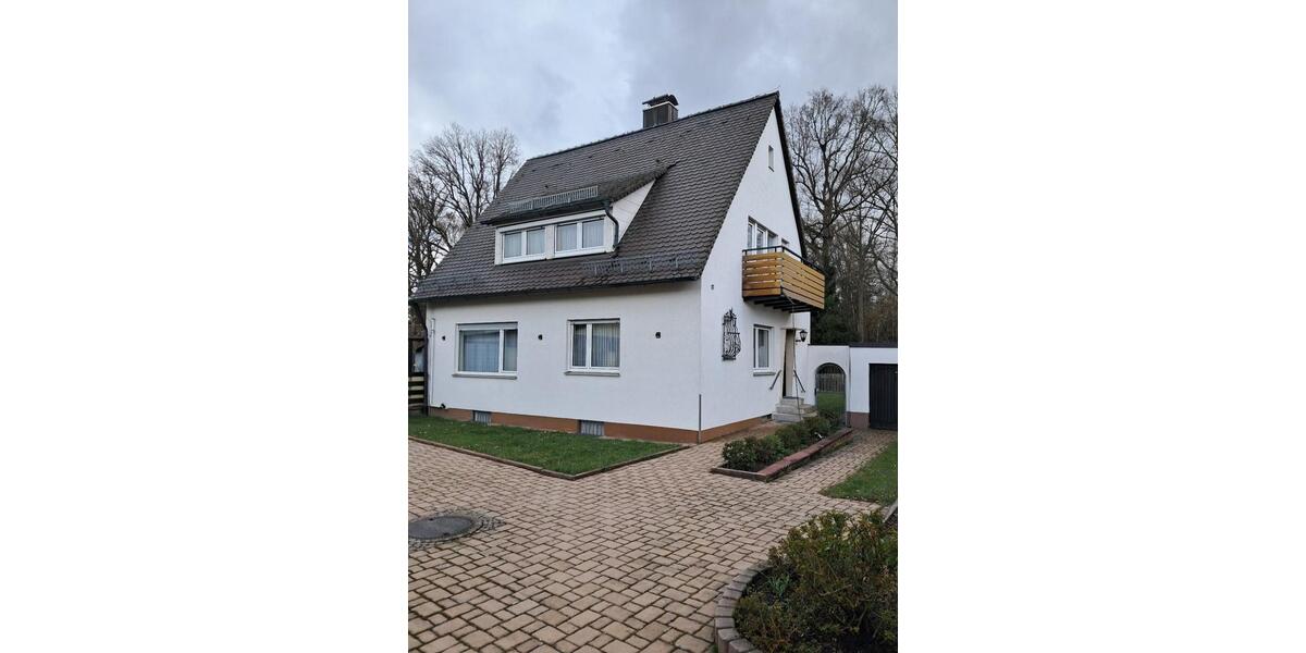 Wohnen auf Zeit Nürnberg Eibach - 4 Zimmer, 95 m&sup2;, 600&euro; | Angebot:25969764