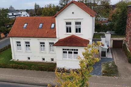 Gemütliche Dachgeschosswohnung in Zentrumsnähe von Jever 1 zimmer