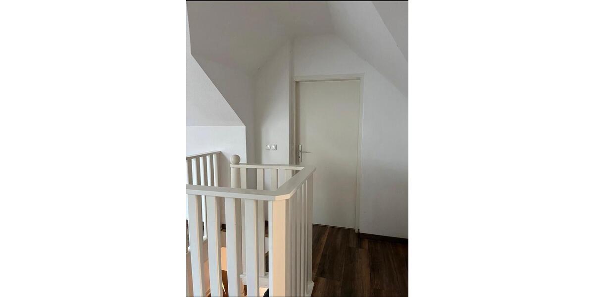 Maisonettenwohnung Bordesholm - 6.5 Zimmer, 160 m&sup2;, 1.600&euro; | Angebot:26503262