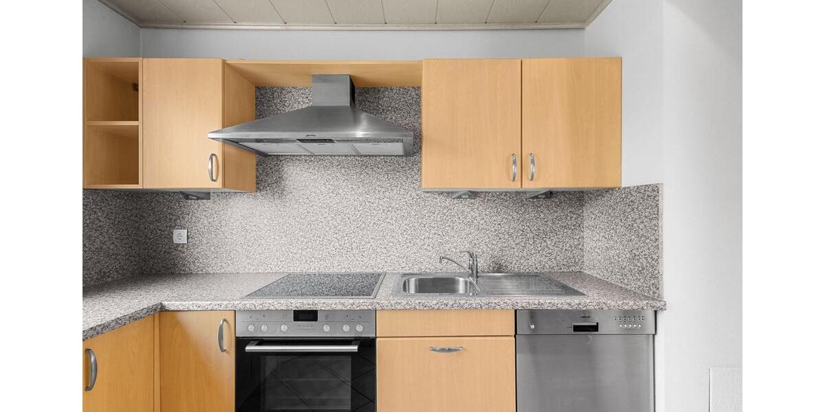 Bright, cozy, partially furnished shared room (12 sqm) 1 zimmer