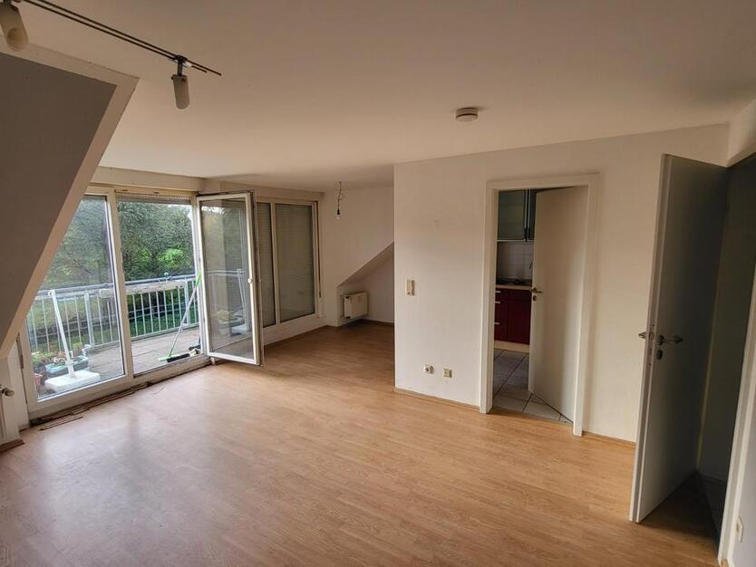 Schöne, helle 2-Zimmer-DG-Wohnung am Kottenforst ab 1.11. frei! zimmer