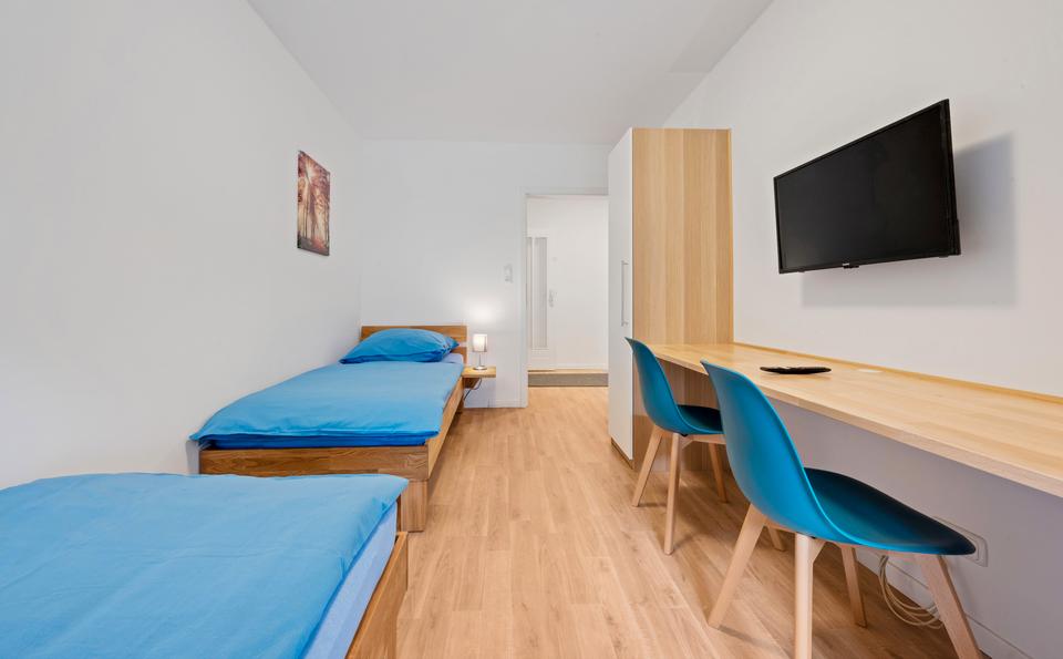 Wohnen auf Zeit Bremen Burglesum - 10 Zimmer, 200 m&sup2;, 20&euro; | Angebot:17434768