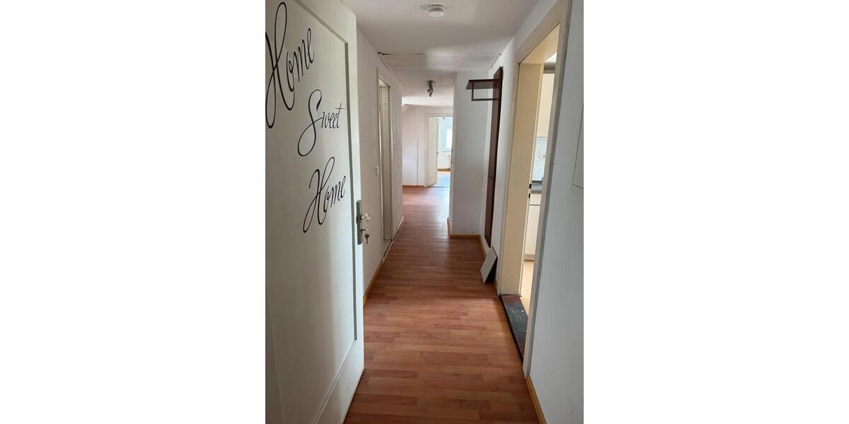 Dachgeschoßwohnung Ergoldsbach Langenhettenbach - 3 Zimmer, 85 m&sup2;, 1.100&euro; | Angebot:26212500