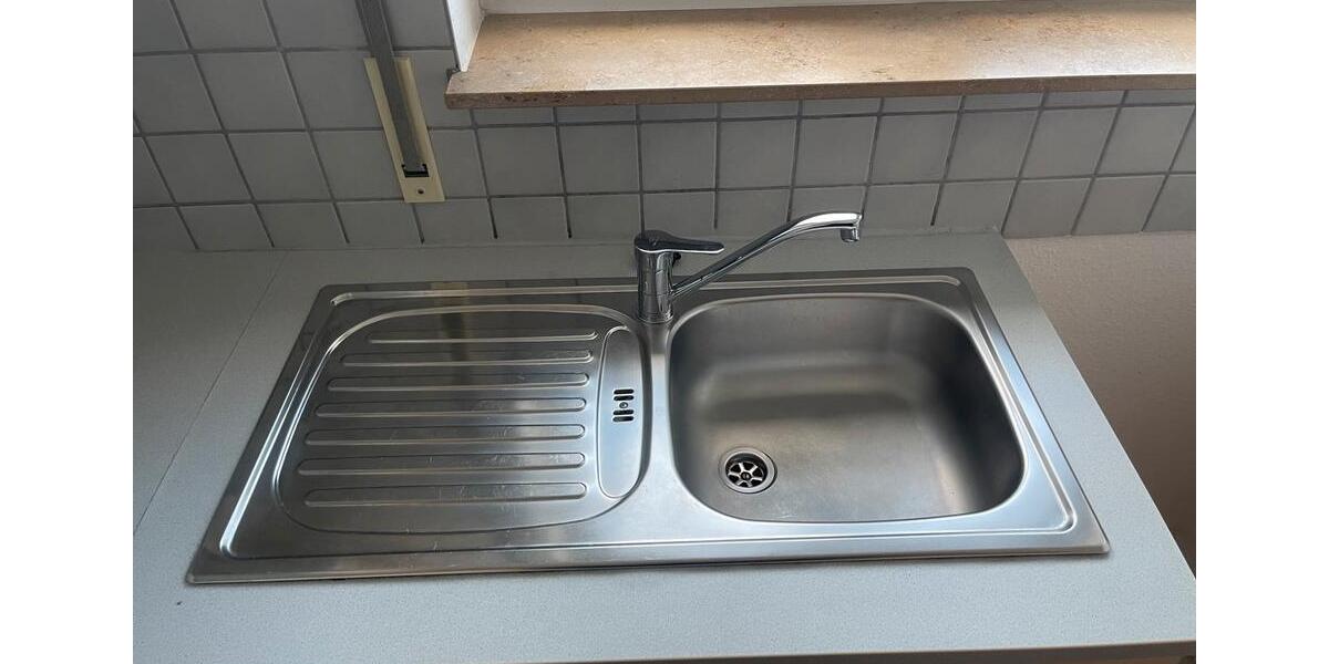 Erdgeschoßwohnung Reinsdorf - 1 Zimmer, 30 m&sup2;, 265&euro; | Angebot:26253219