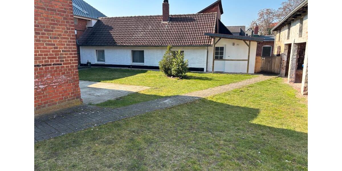 Erdgeschoßwohnung Helmstedt - 2.5 Zimmer, 65 m&sup2;, 600&euro; | Angebot:26495645