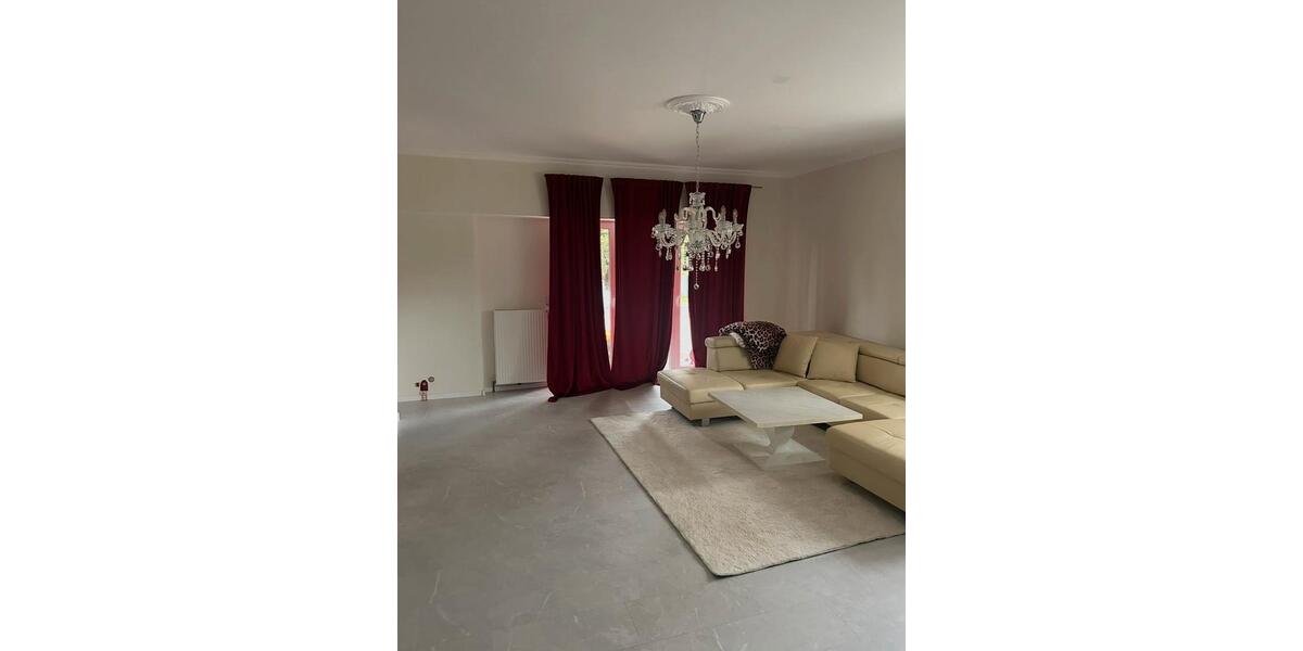 Erdgeschoßwohnung Achim - 4 Zimmer, 131 m&sup2;, 1.250&euro; | Angebot:26699489