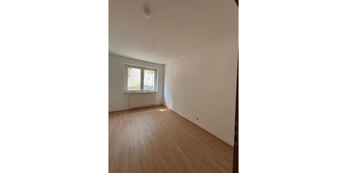 Erdgeschoßwohnung Halberstadt - 5 Zimmer, 97 m&sup2;, 650&euro; | Angebot:24659361
