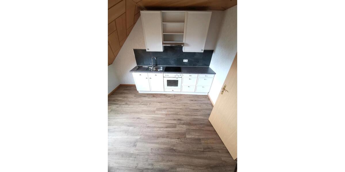 Dachgeschoßwohnung Bunde - 2 Zimmer, 90 m&sup2;, 649&euro; | Angebot:24533894