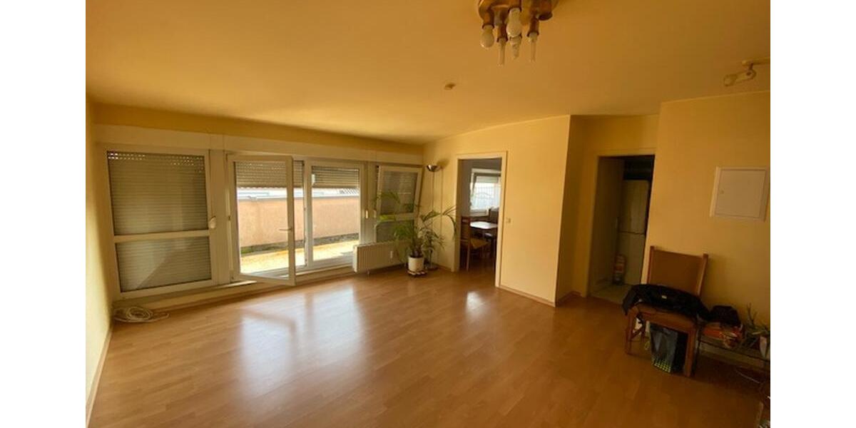 #3-Zimmer-Wohnung #großer Balkon #Badewanne #EBK #zentral 3 zimmer