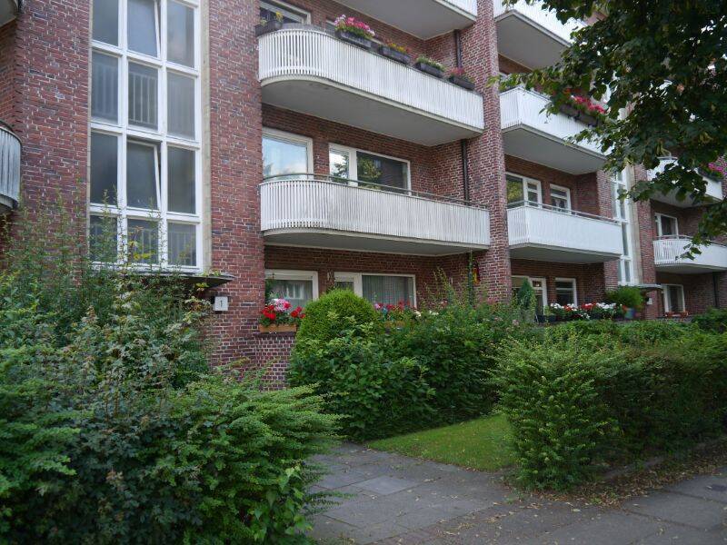 2 22 Zimmer Wohnung in Hamburg-Eilbek