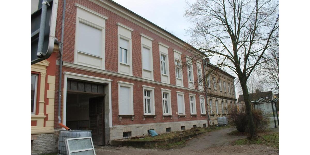 Erdgeschoßwohnung Egeln - 7 Zimmer, 160 m&sup2;, 1.300&euro; | Angebot:25396496