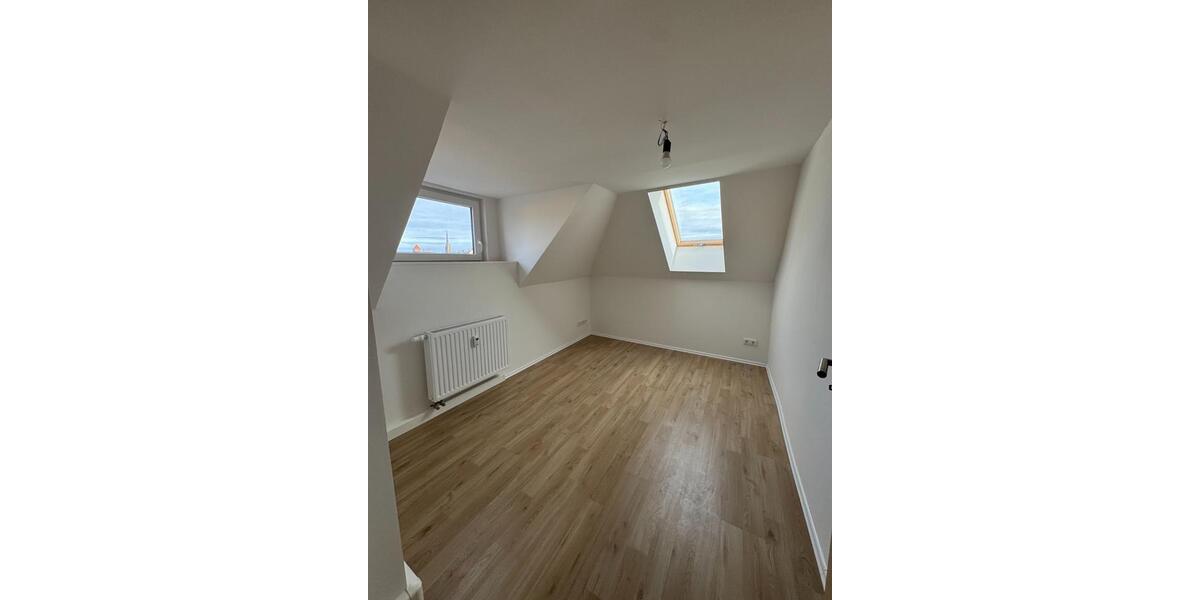Dachgeschoßwohnung Freiberg - 2 Zimmer, 60 m&sup2;, 465&euro; | Angebot:24946766