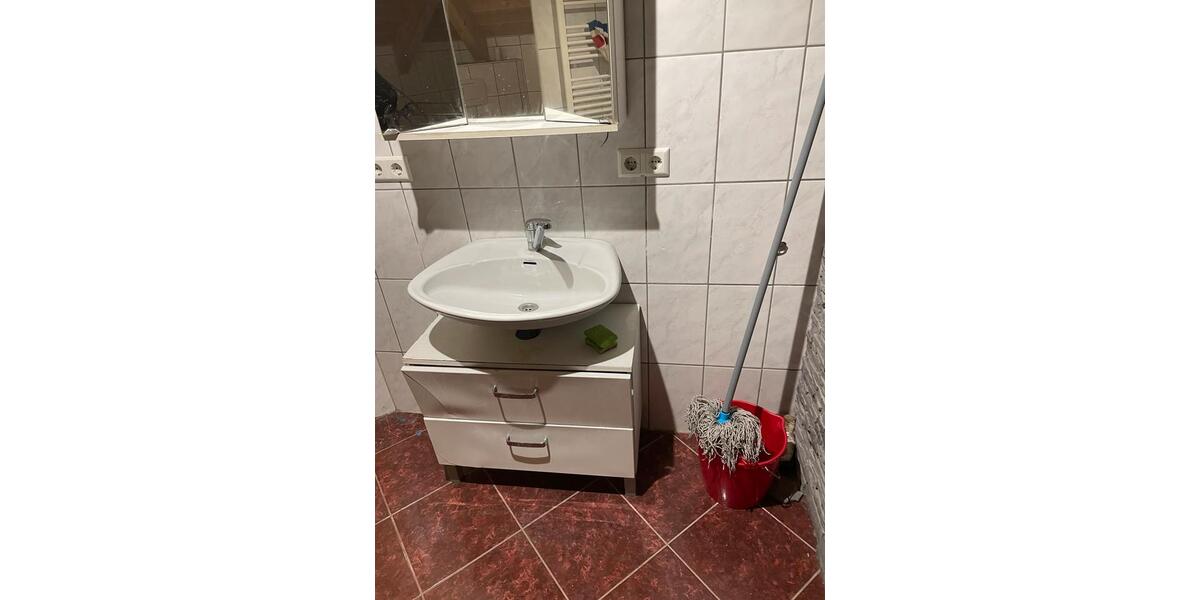 Wohnen auf Zeit Günzburg - 1 Zimmer, 90 m&sup2;, 550&euro; | Angebot:24437862