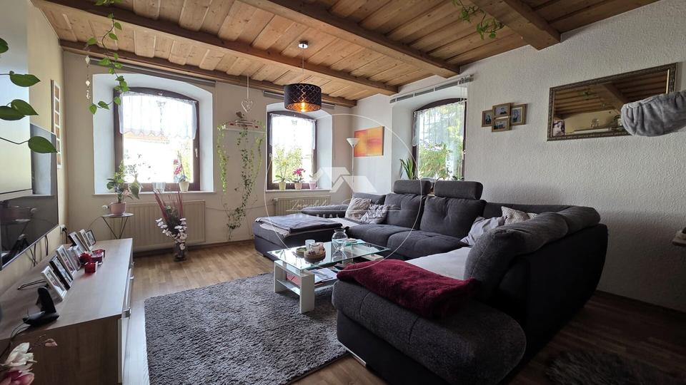 Etagenwohnung Abensberg - 4 Zimmer, 115 m&sup2;, 950&euro; | Angebot:25979881