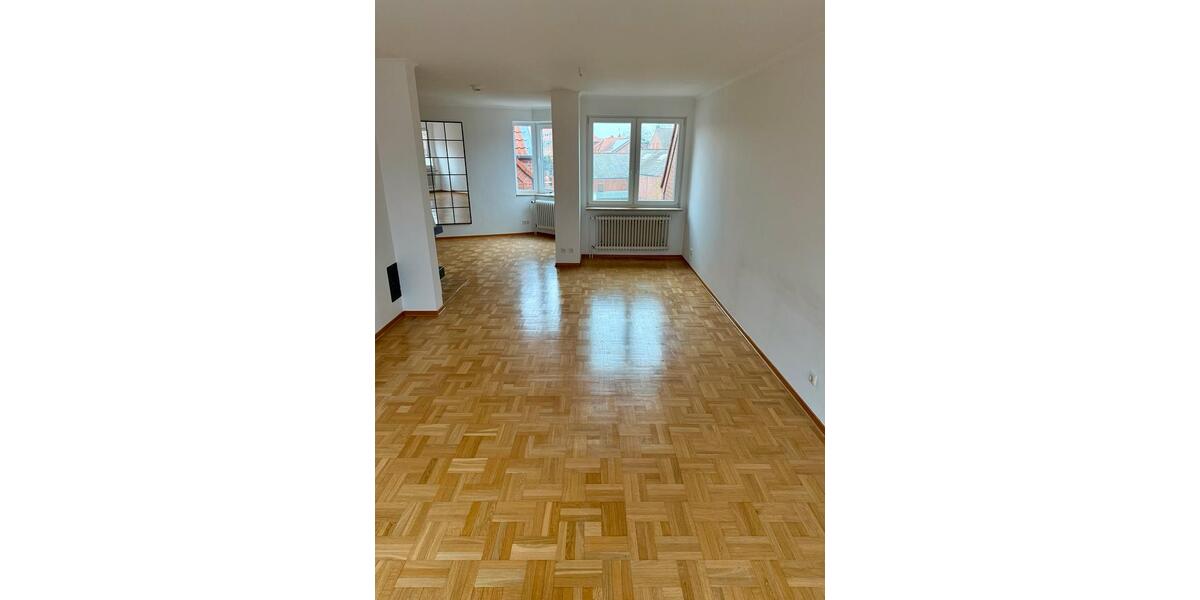 Dachgeschoßwohnung Oldenburg in Holstein - 3 Zimmer, 94 m&sup2;, 1.300&euro; | Angebot:24712067