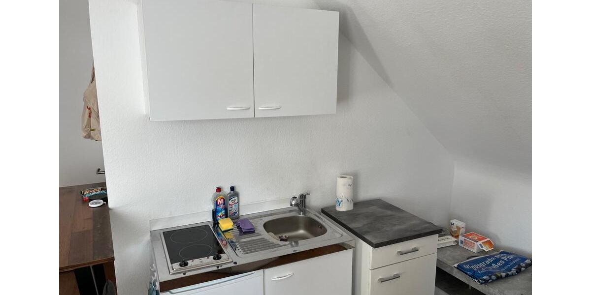 Dachgeschoßwohnung Saarbrücken Dudweiler - 1 Zimmer, 25 m&sup2;, 470&euro; | Angebot:26626526