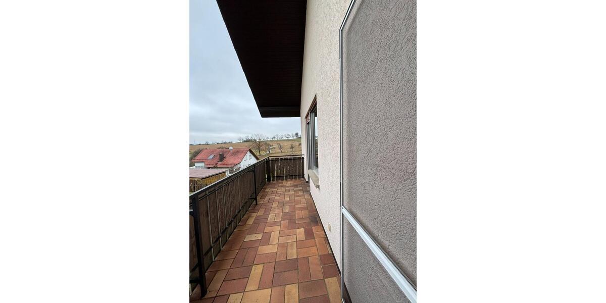 Erdgeschoßwohnung Schefflenz - 4 Zimmer, 92 m&sup2;, 940&euro; | Angebot:25017185