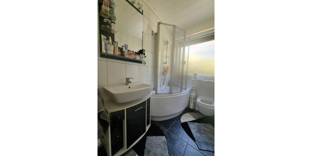 Erdgeschoßwohnung Duisburg Walsum - 3 Zimmer, 75 m&sup2;, 650&euro; | Angebot:26546106