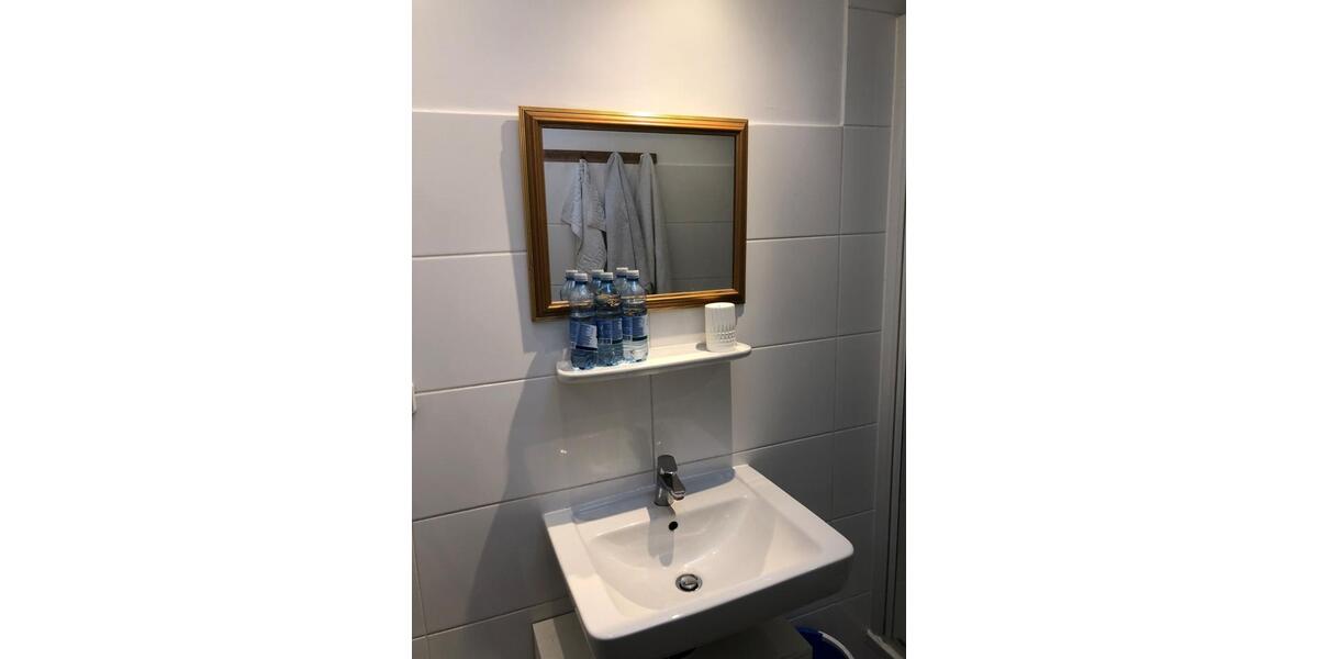 2-Zimmer Dachgeschoss Wohnung 2 zimmer