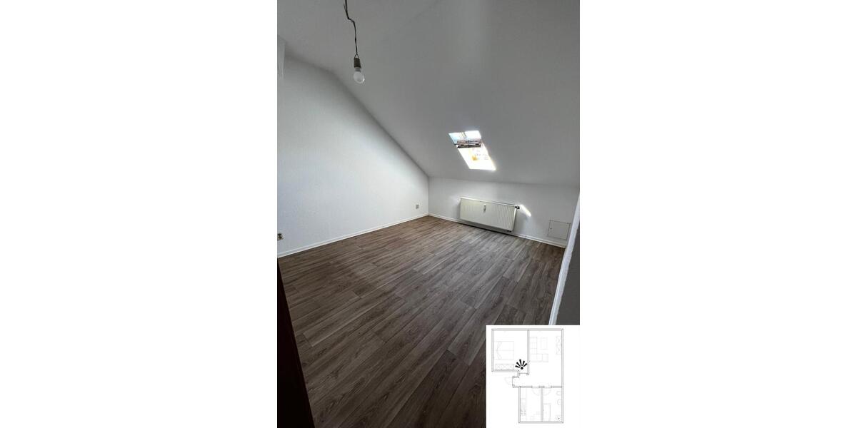 Dachgeschoßwohnung Mühlhausen (Thüringen) - 2 Zimmer, 45 m&sup2;, 250&euro; | Angebot:25537835