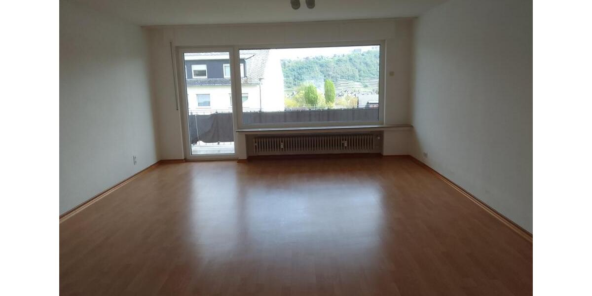 Etagenwohnung Koblenz Bisholder - 4 Zimmer, 98 m&sup2;, 870&euro; | Angebot:24867198