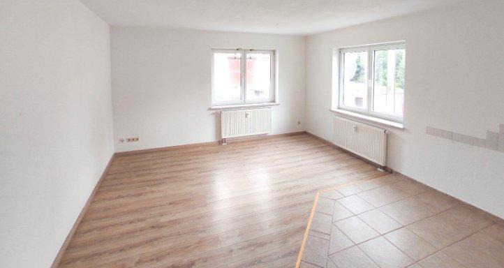 Etagenwohnung Hohenstein-Ernstthal Ernstthal - 2 Zimmer, 52 m&sup2;, 280&euro; | Angebot:26226448