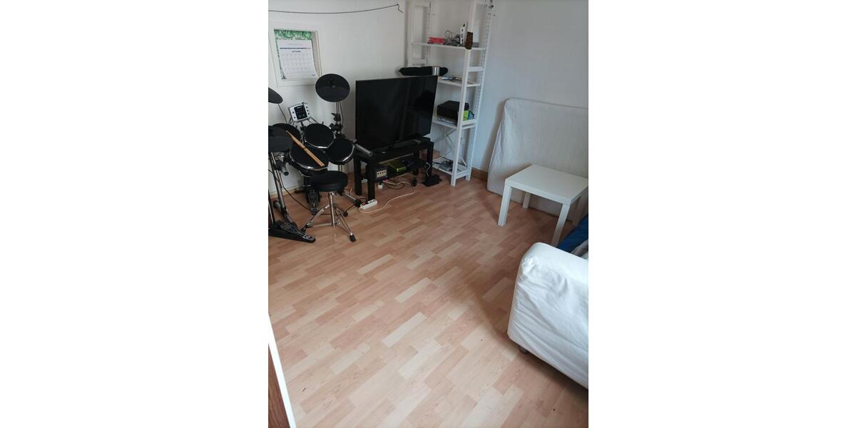 Etagenwohnung Würzburg Steinbachtal - 3 Zimmer, 64 m&sup2;, 770&euro; | Angebot:26557765