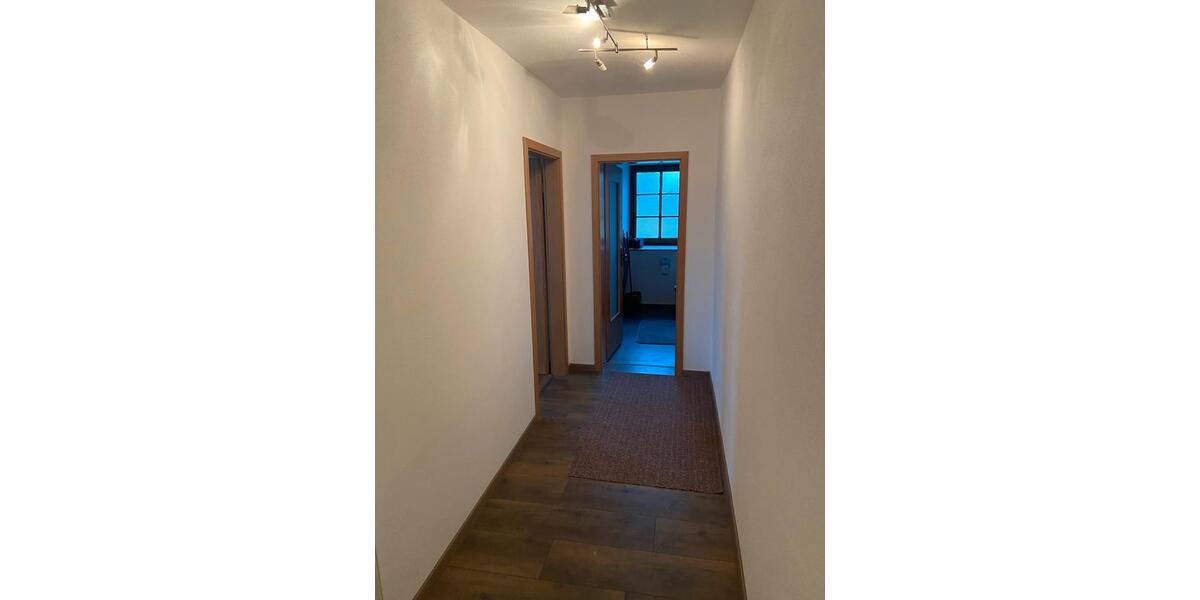 Etagenwohnung Altenmarkt an der Alz - 2 Zimmer, 30 m&sup2;, 500&euro; | Angebot:25080776