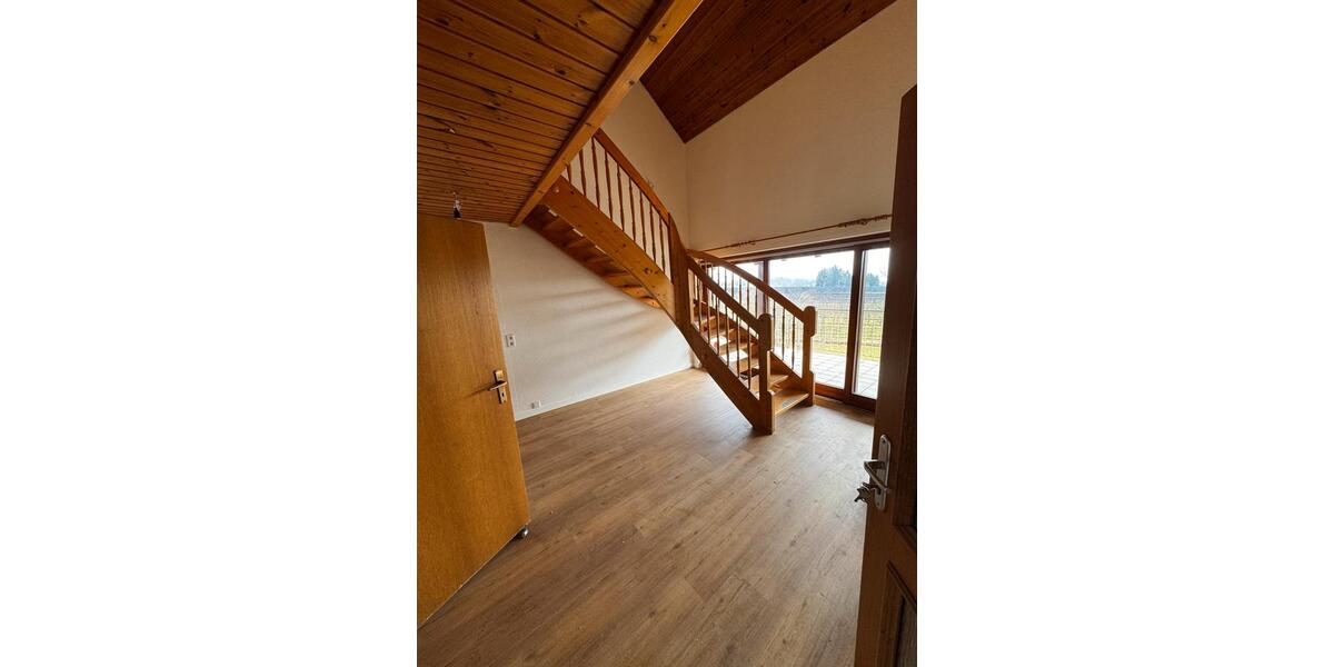 Doppelhaushälfte Albbruck - 5 Zimmer, 182 m&sup2;, 1.650&euro; | Angebot:24841456