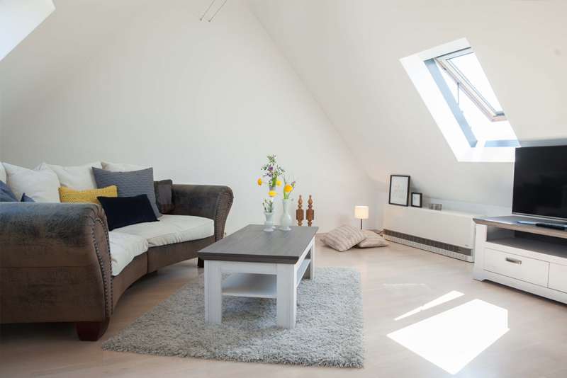 Zimmer Aschaffenburg Damm - 3 Zimmer, 1.300&euro; | Angebot:26199373