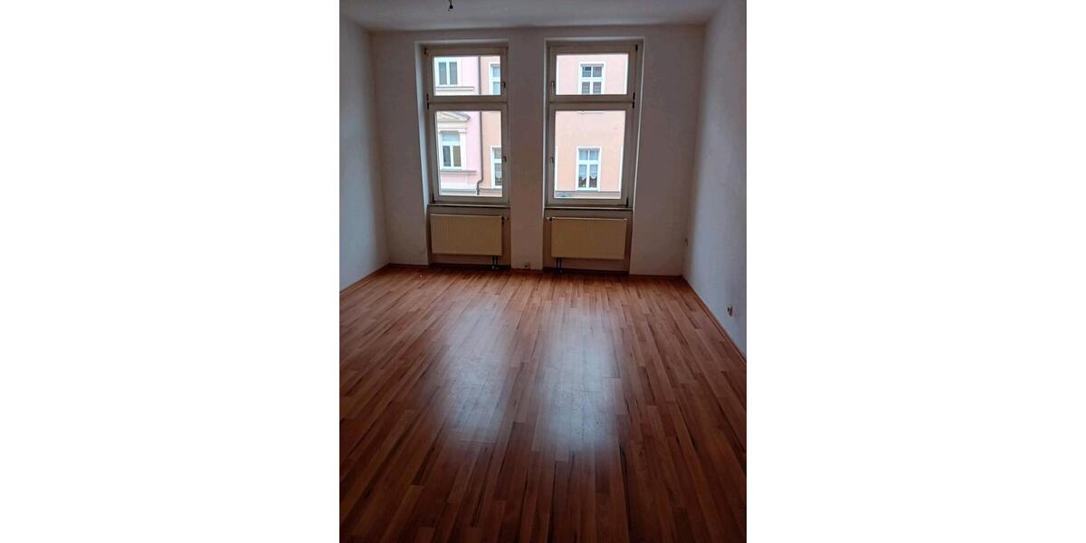 Etagenwohnung Meiningen - 4 Zimmer, 94 m&sup2;, 495&euro; | Angebot:24873685