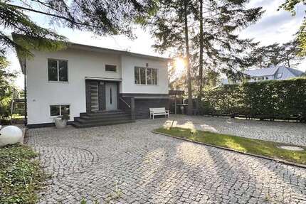Haus Falkensee - 6 Zimmer, 220 m&sup2;, 2.800&euro; | Angebot:26660956