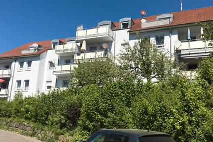 Sonnige 3-Zimmer-Wohnung mit Balkon in Südlage und Enzblick 3 zimmer