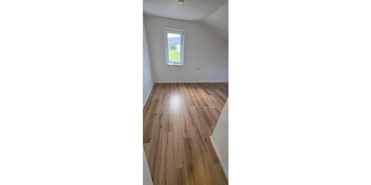 Dachgeschoßwohnung Munderkingen - 3 Zimmer, 80 m&sup2;, 850&euro; | Angebot:26032193